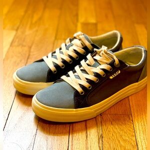 Taos Footwear Blue and Cream Sneakers